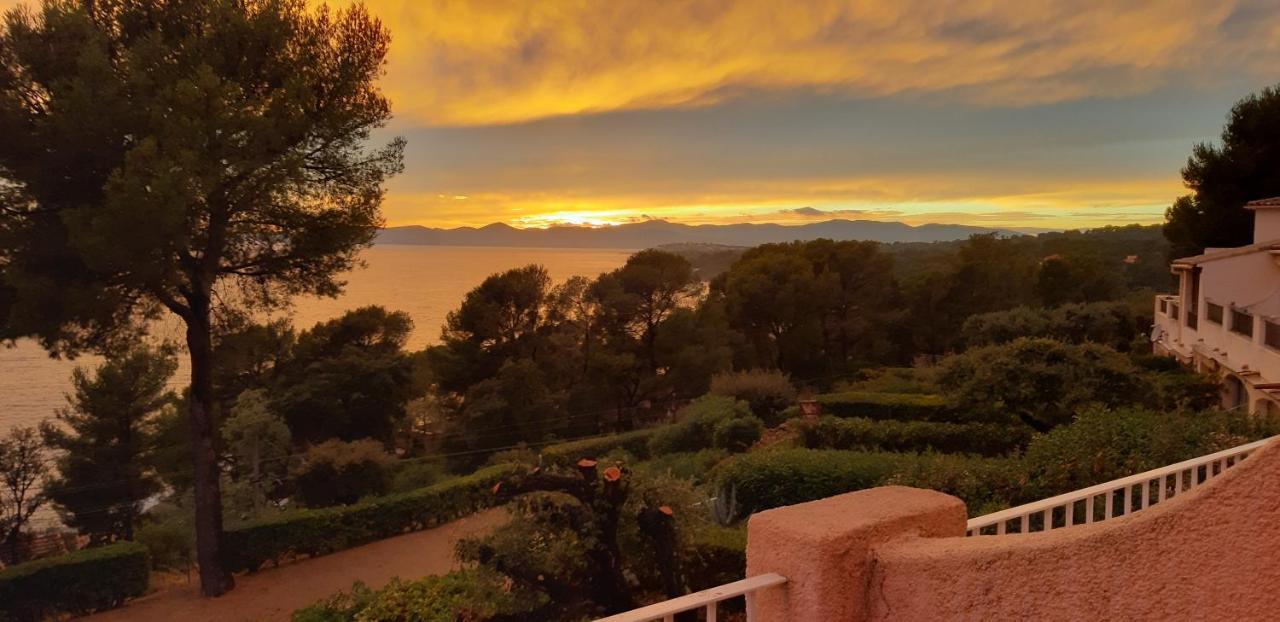 Appartamento Boulouris Panorama Vue Mer Saint-Raphaël Esterno foto
