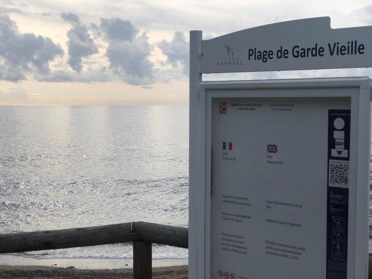 Appartamento Boulouris Panorama Vue Mer Saint-Raphaël Esterno foto